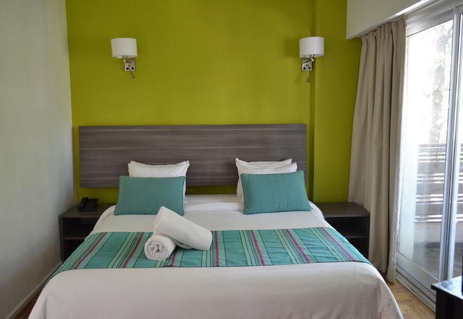 Imagen de la habitación del Hotel Soho Point Central. Foto 12