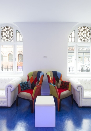 Imagen de los interiores del Hotel Sohostel. Foto 15