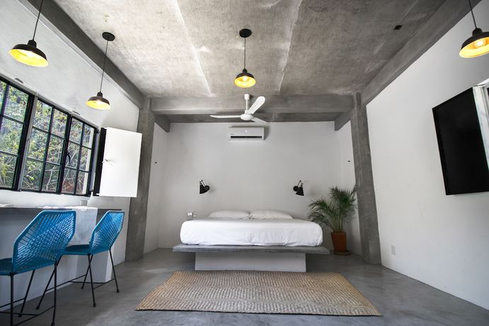 Imagen de la habitación del Hotel Soiree. Foto 20