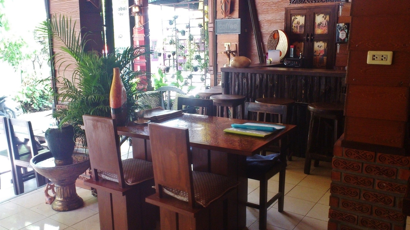 Imagen del bar/restaurante del Hotel Soisabai Guesthouse. Foto 6