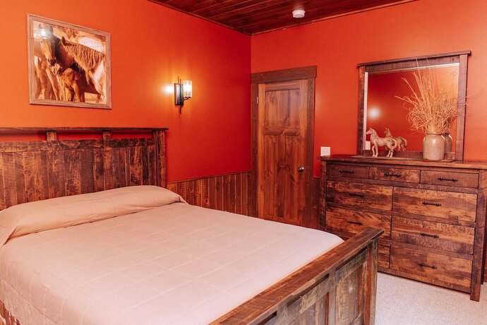 Imagen general del Hotel Sojourner\'s Lodge and Log Cabin Suites. Foto 10