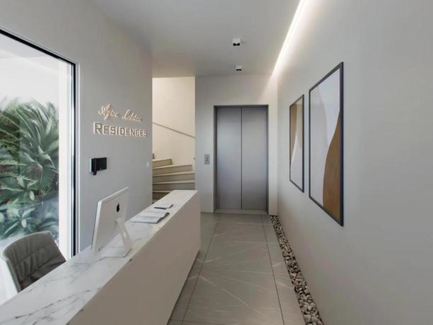 Imagen de los interiores del Hotel Sokio Attiki, Bw Premier Collection. Foto 8