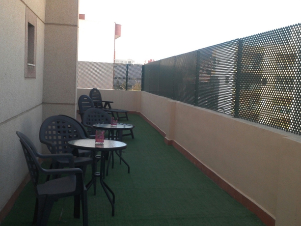 Imagen de los exteriores del Hotel Sol Almería. Foto 7