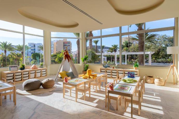 Imagen de los interiores del Hotel Sol Arona Tenerife. Foto 31