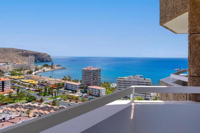 Imagen de los exteriores del Hotel Sol Arona Tenerife. Foto 23