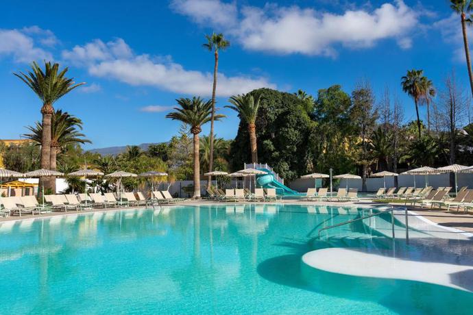 Imagen de la piscina del Hotel Sol Arona Tenerife. Foto 39
