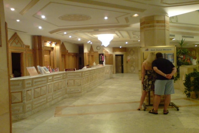 Imagen general del Hotel Sol Azur Beach. Foto 10