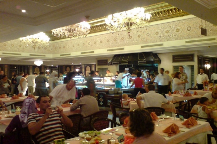 Imagen general del Hotel Sol Azur Beach. Foto 14