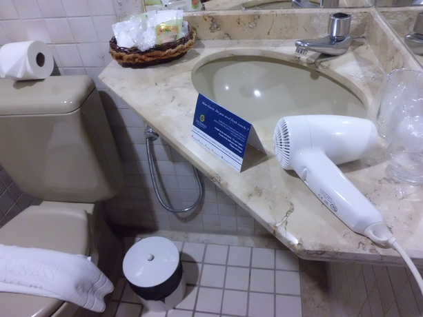 Imagen de la habitación del Hotel Sol Bahia. Foto 5