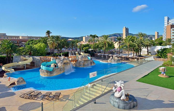 Imagen de la piscina del Hotel Sol Barbados. Foto 15