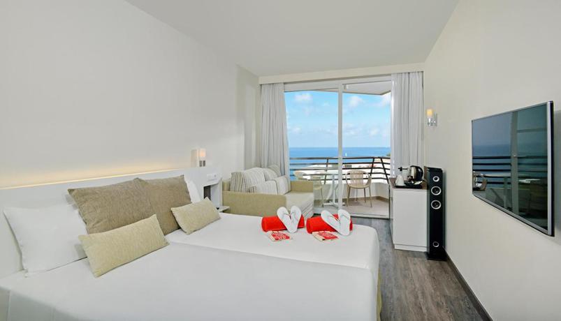 Imagen de la habitación del Hotel Sol Barbados. Foto 5