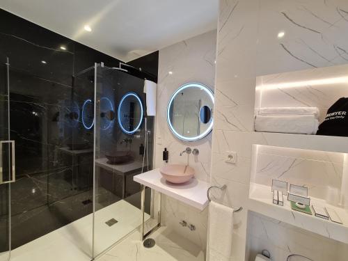 Imagen de la habitación del Hotel Sol Boutique. Foto 15