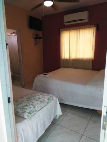 Imagen de la habitación del Hotel Sol Caribe. Foto 6