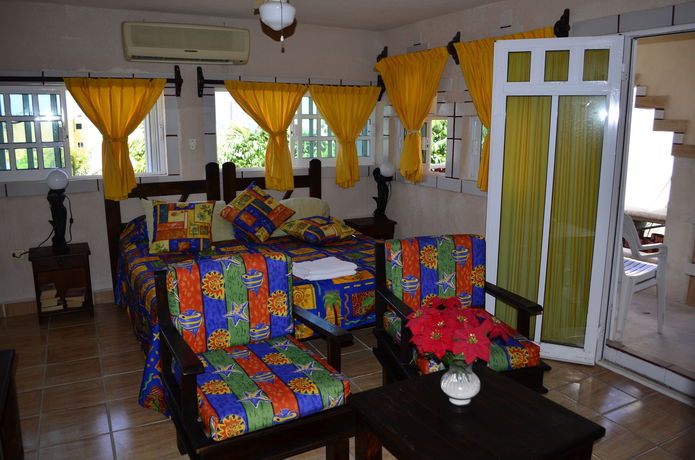 Imagen de la habitación del Hotel Sol Caribe, Isla Mujeres. Foto 2
