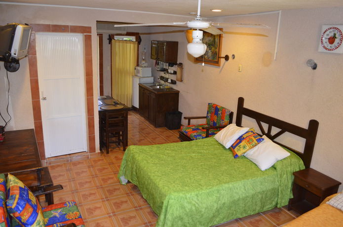 Imagen de la habitación del Hotel Sol Caribe, Isla Mujeres. Foto 9