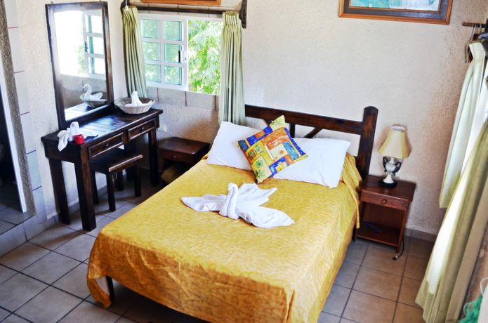 Imagen de la habitación del Hotel Sol Caribe, Isla Mujeres. Foto 14