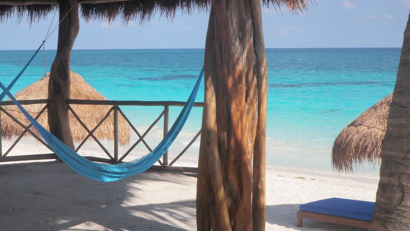 Imagen de los exteriores del Hotel Sol Caribe, Punta Allen. Foto 18
