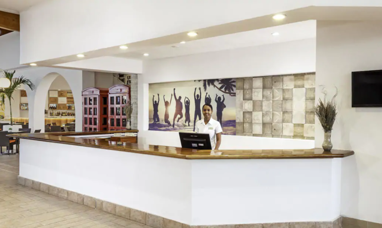 Imagen de los interiores del Hotel Sol Cayo Coco. Foto 6