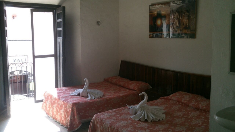 Imagen de la habitación del Hotel Sol Colonial. Foto 8