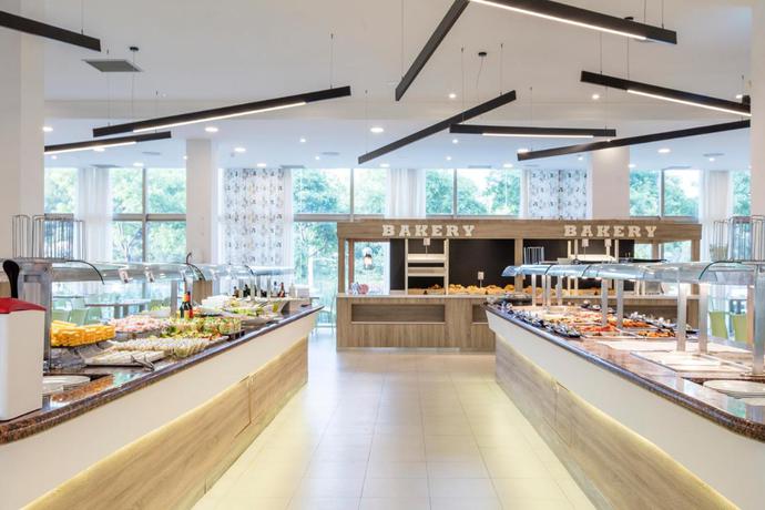 Imagen de los exteriores del Hotel Sol Costa Daurada. Foto 10