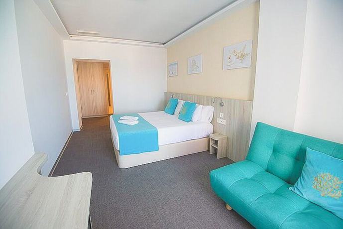 Imagen de la habitación del Hotel Sol De Jávea. Foto 2