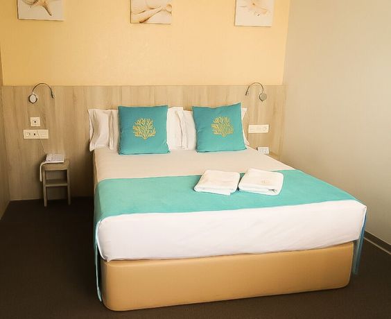 Imagen de la habitación del Hotel Sol De Jávea. Foto 8