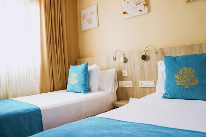 Imagen de la habitación del Hotel Sol De Jávea. Foto 10