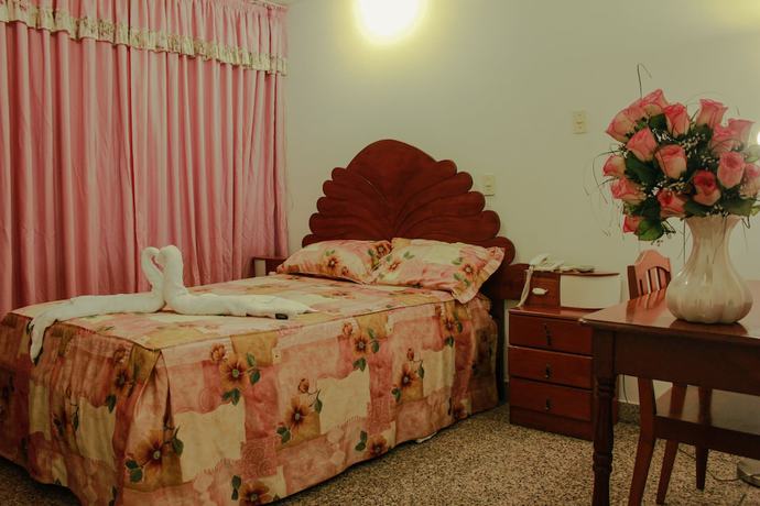 Imagen de la habitación del Hotel Sol Del Oriente. Foto 4