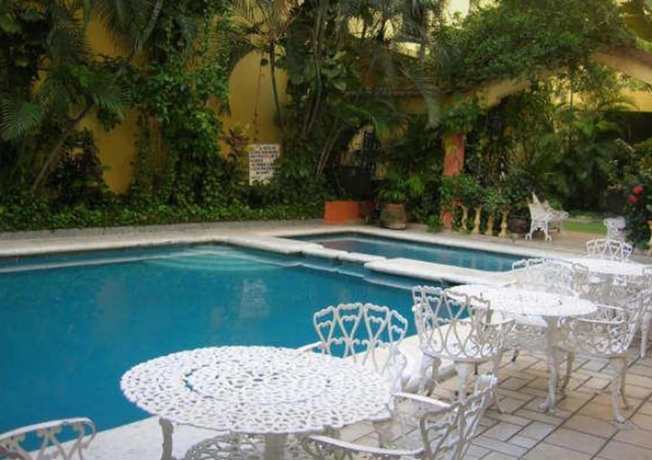 Imagen de la piscina del Hotel Sol Del Pacifico. Foto 19