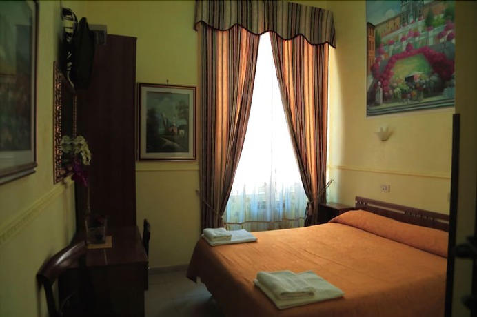 Imagen de la habitación del Hotel Sol Levante, Termini. Foto 3