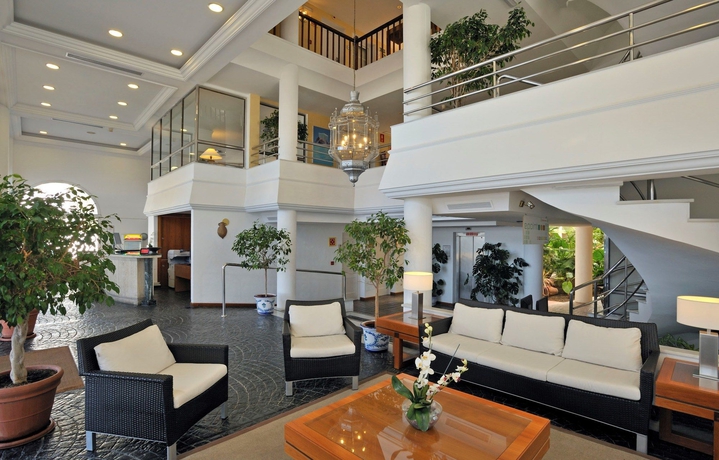 Imagen de los interiores del Hotel Sol Los Fenicios. Foto 7