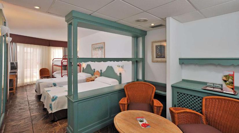 Imagen de la habitación del Hotel Sol Los Fenicios. Foto 4