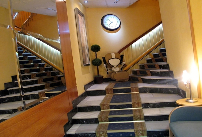 Imagen de los interiores del Hotel Sol Mediterráneo. Foto 14