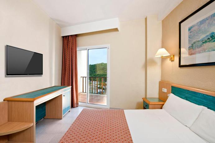 Imagen de la habitación del Hotel Sol Milanos Pingüinos. Foto 6