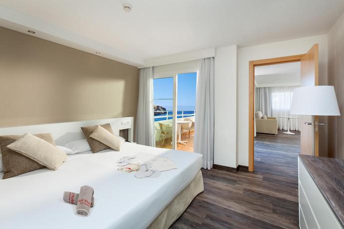 Imagen de la habitación del Hotel Sol Mirador de Calas. Foto 3