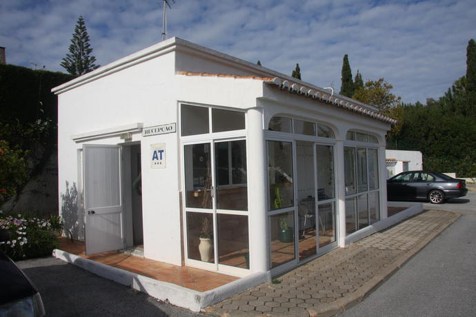 Imagen de los exteriores del Hotel Sol Nascente. Foto 8