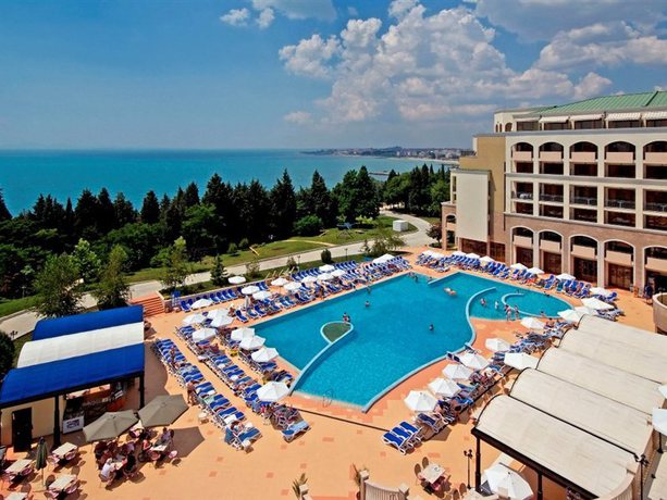 Imagen general del Hotel Sol Nessebar Bay and Sol Nessebar Mare. Foto 1