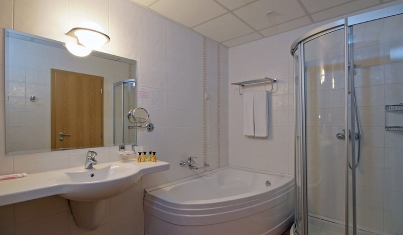 Imagen de la habitación del Hotel Sol Nessebar Palace - All Inclusive. Foto 10