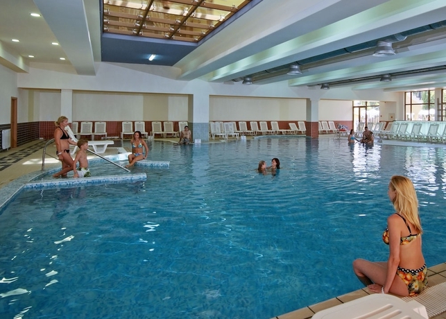 Imagen de la piscina del Hotel Sol Nessebar Palace - All Inclusive. Foto 16