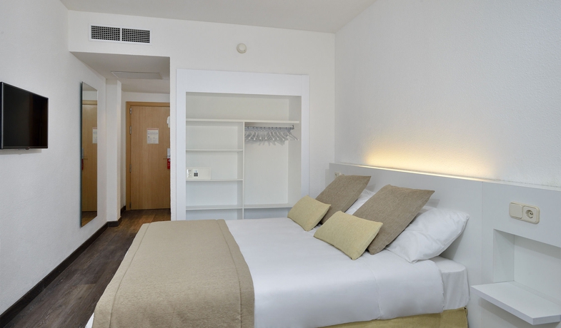 Imagen de la habitación del Hotel Sol Palmanova Mallorca. Foto 5
