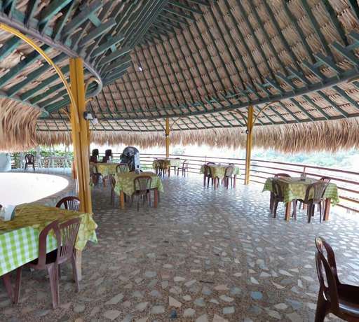 Imagen del bar/restaurante del Hotel Sol Pintada. Foto 6