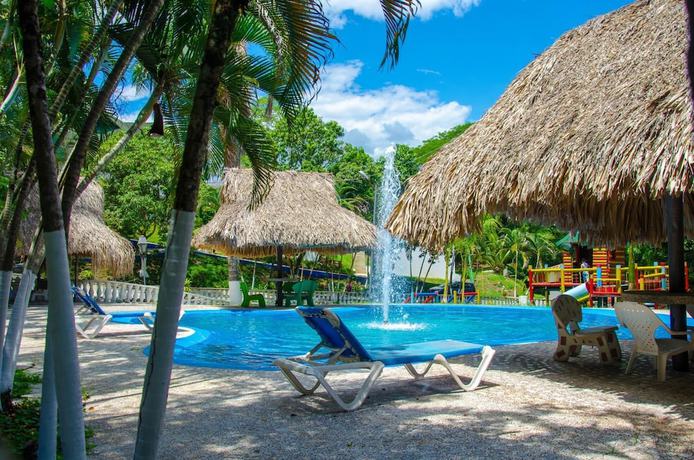 Imagen de la piscina del Hotel Sol Pintada. Foto 20