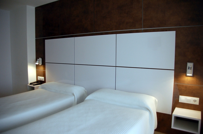 Imagen de la habitación del Hotel Sol Playa. Foto 5