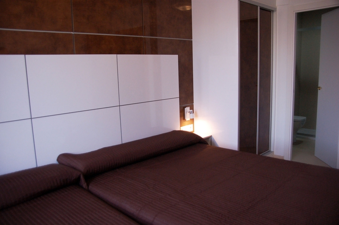 Imagen de la habitación del Hotel Sol Playa. Foto 6