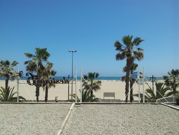 Imagen de los exteriores del Hotel Sol Playa. Foto 16