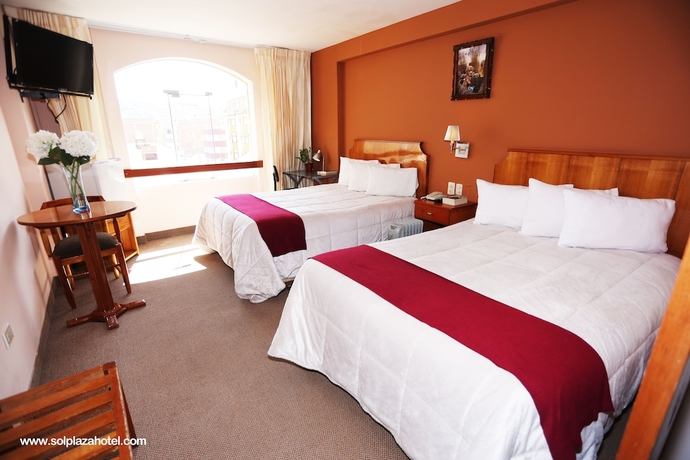 Imagen de la habitación del Hotel Sol Plaza. Foto 14