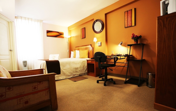 Imagen de la habitación del Hotel Sol Plaza. Foto 15