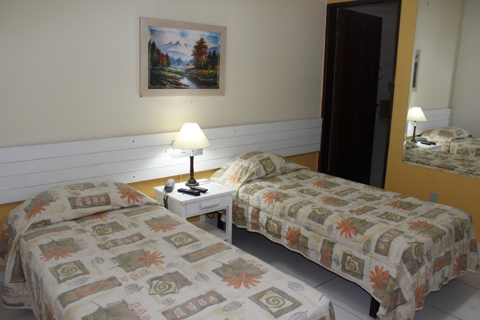Imagen de la habitación del Hotel Sol Praia Marina. Foto 2