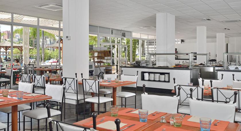 Imagen del bar/restaurante del Hotel Sol Principe. Foto 2