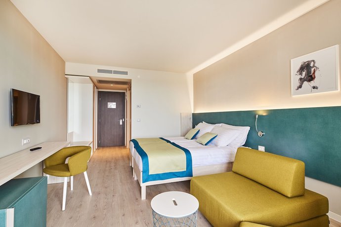 Imagen de la habitación del Hotel Sol Sipar For Plava Laguna. Foto 8